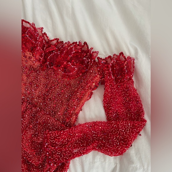 Albina Dyla - Picture 2 of 2